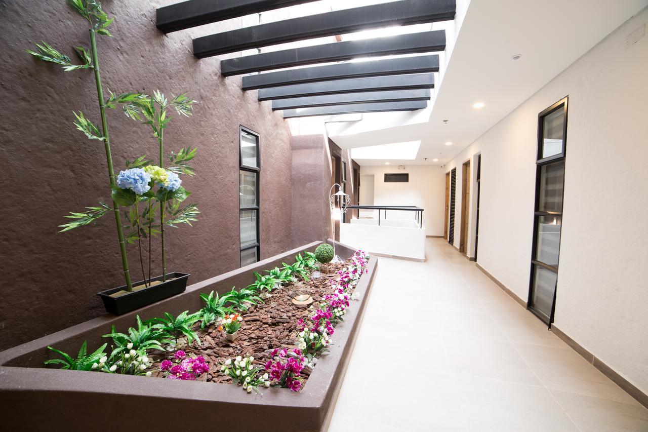 Hotel Med 70 Medellín Exterior foto